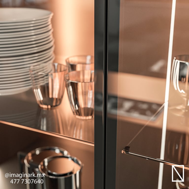 Vitrina de cocina moderna con vajilla y contenedores color cobre